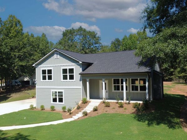 645 Mountainview Drive, Covington, GA 30016