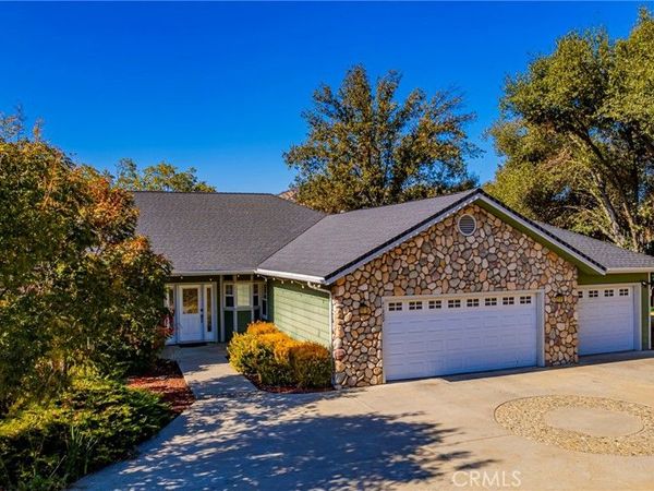 41282 Singing Hills, Ahwahnee, CA 93601