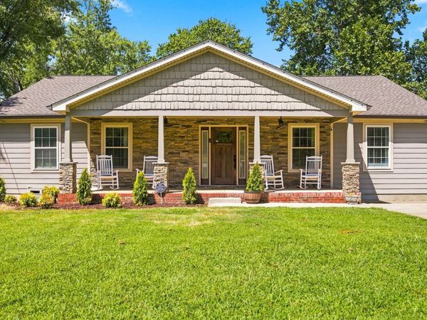 1412 Suzanne Dr , Murfreesboro, TN 37128