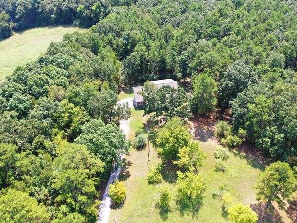 994 Sawmill Road, Mountain View, AR 72560
