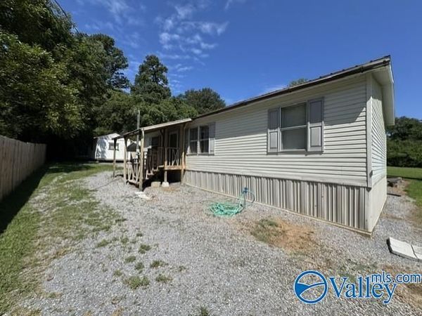 528 Warrenton Road, Guntersville, AL 35976