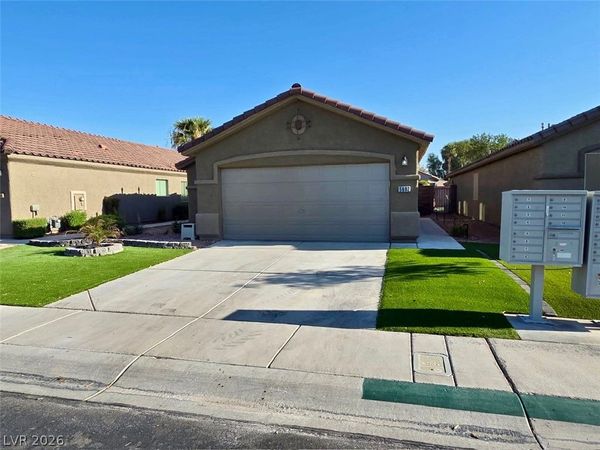 5692 Great Eagle Court, Las Vegas, NV 89122
