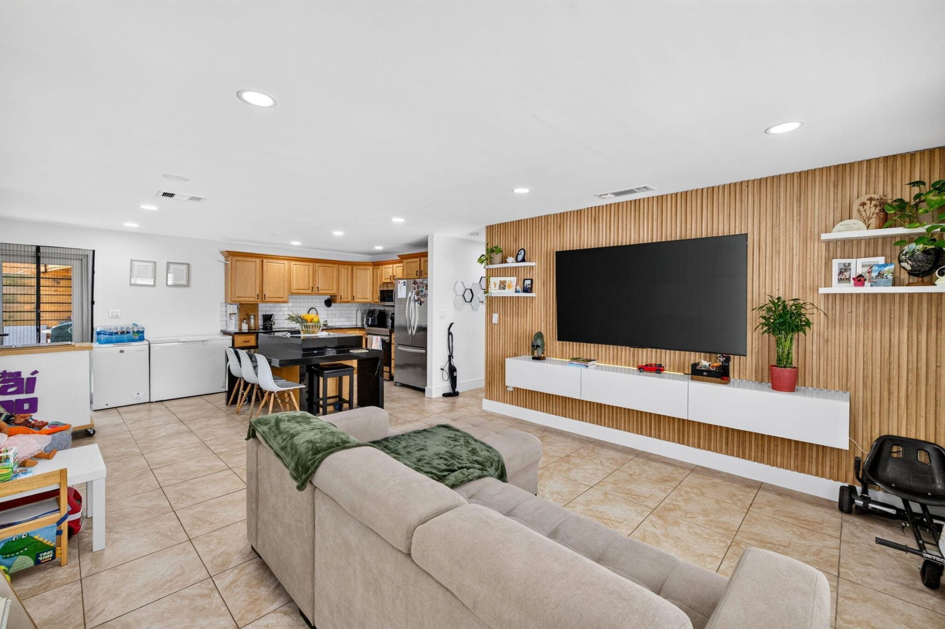 7701 NW 56th Avenue, Unit 3, Fort Lauderdale, FL 33073 Photo