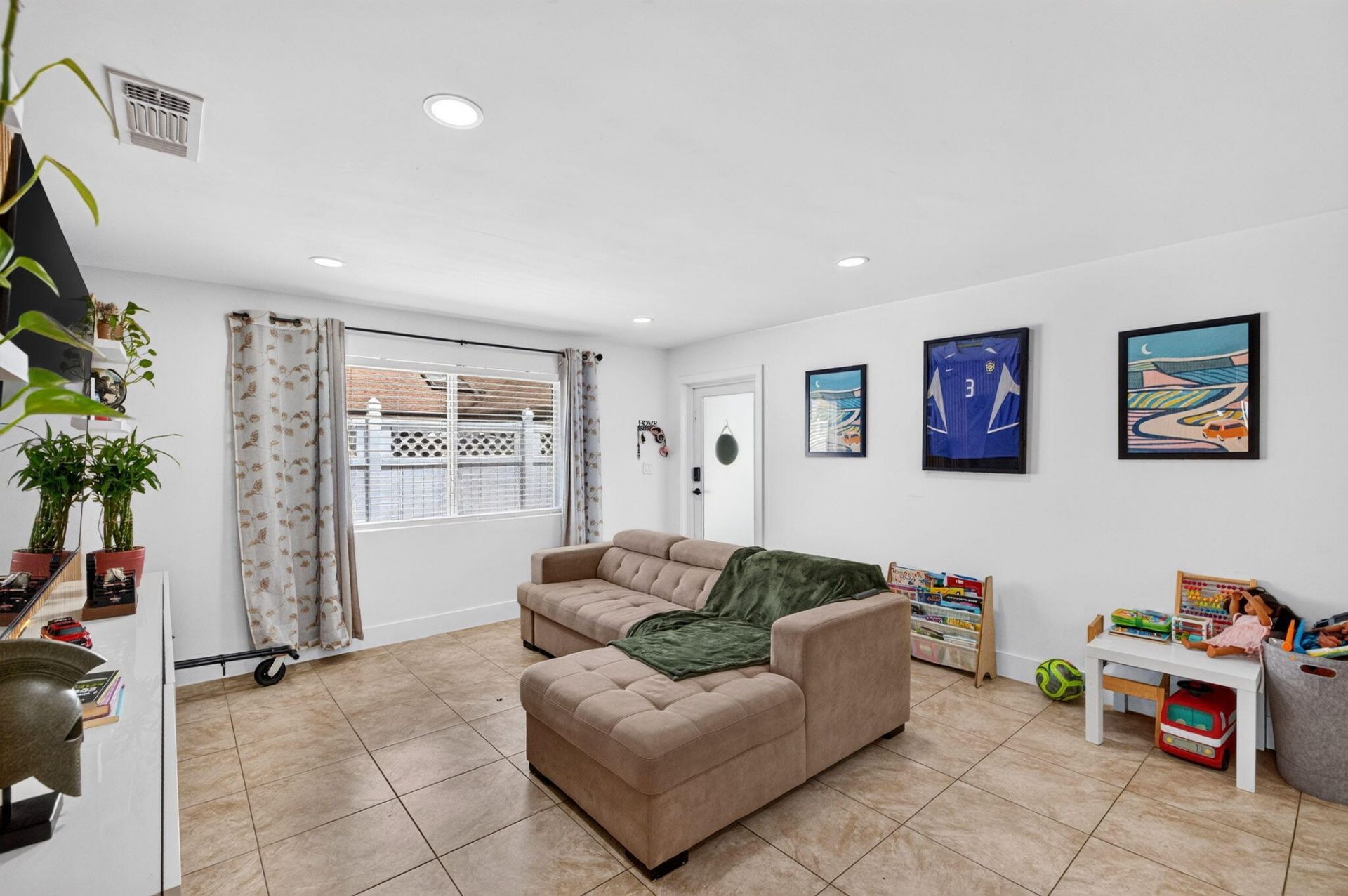 7701 NW 56th Avenue, Unit 3, Fort Lauderdale, FL 33073 Photo
