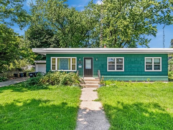 516 N Washington STREET, Elkhorn, WI 53121