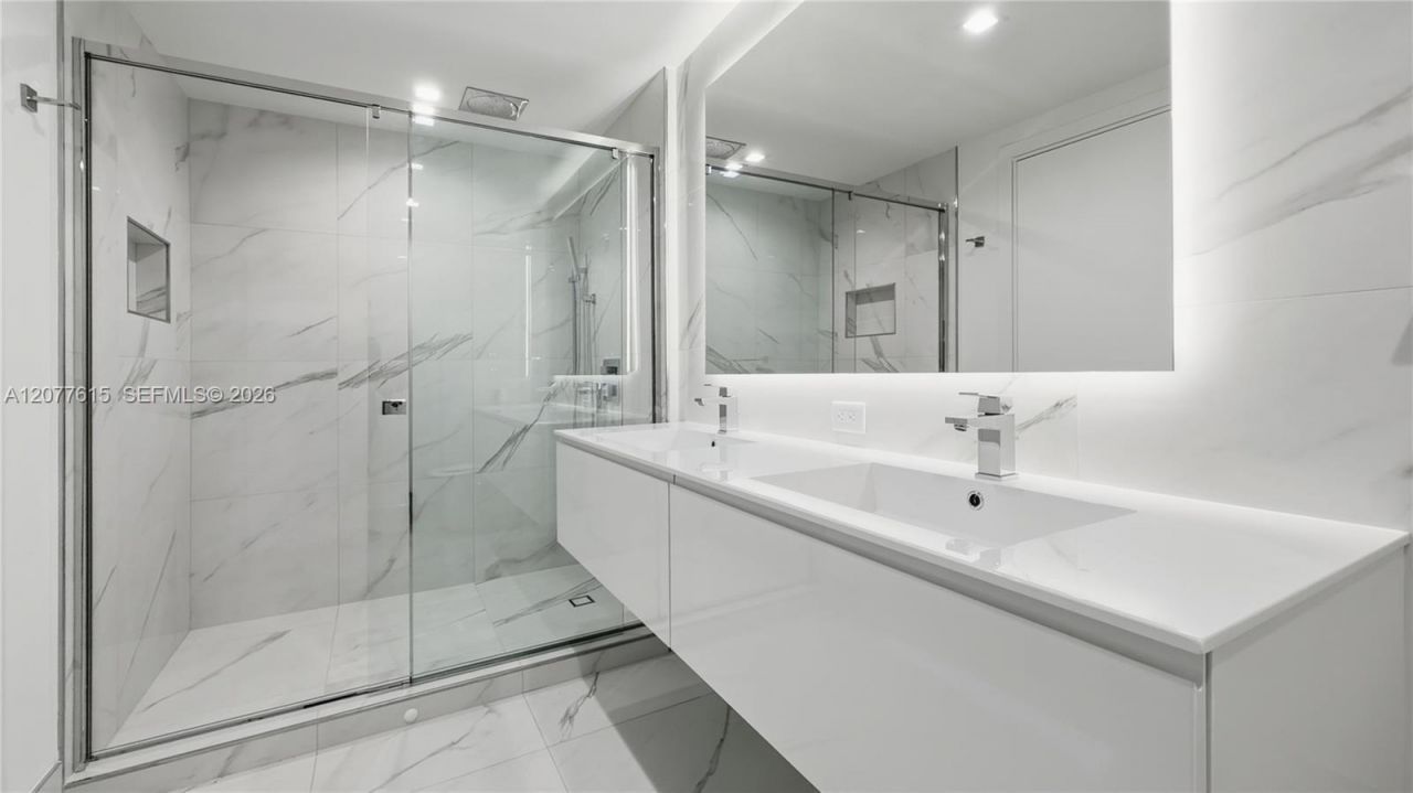 1170 E Hallandale Beach Blvd , Unit 1102, Hallandale Beach, FL 33009 Photo