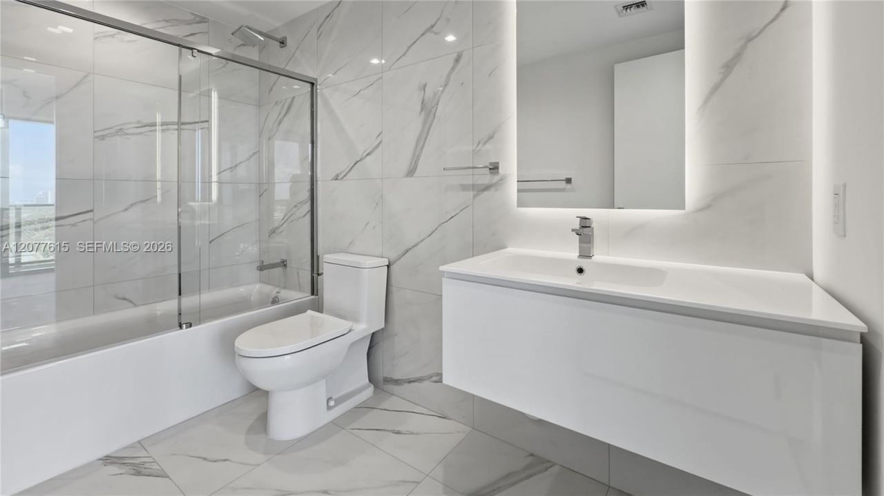 1170 E Hallandale Beach Blvd , Unit 1102, Hallandale Beach, FL 33009 Photo