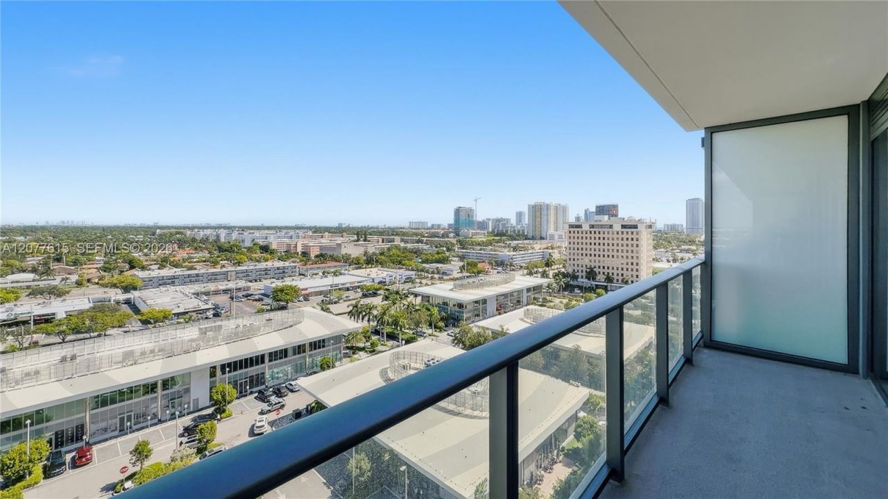 1170 E Hallandale Beach Blvd , Unit 1102, Hallandale Beach, FL 33009 Photo