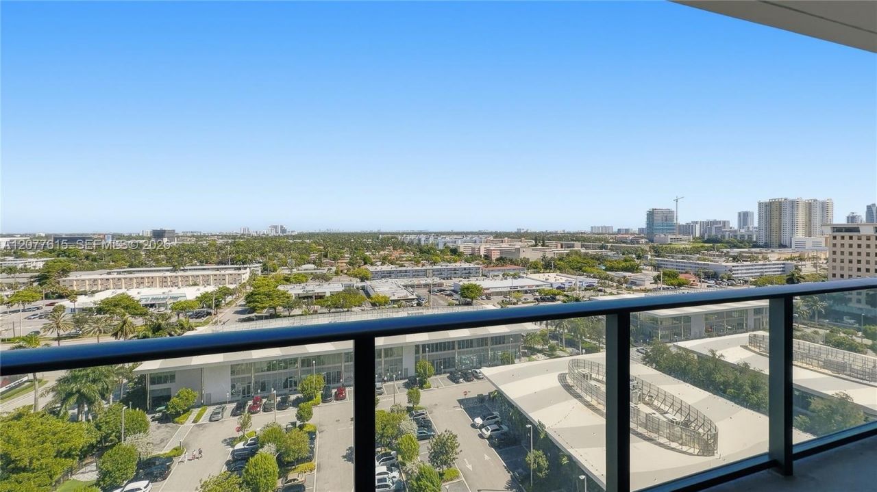 1170 E Hallandale Beach Blvd , Unit 1102, Hallandale Beach, FL 33009 Photo