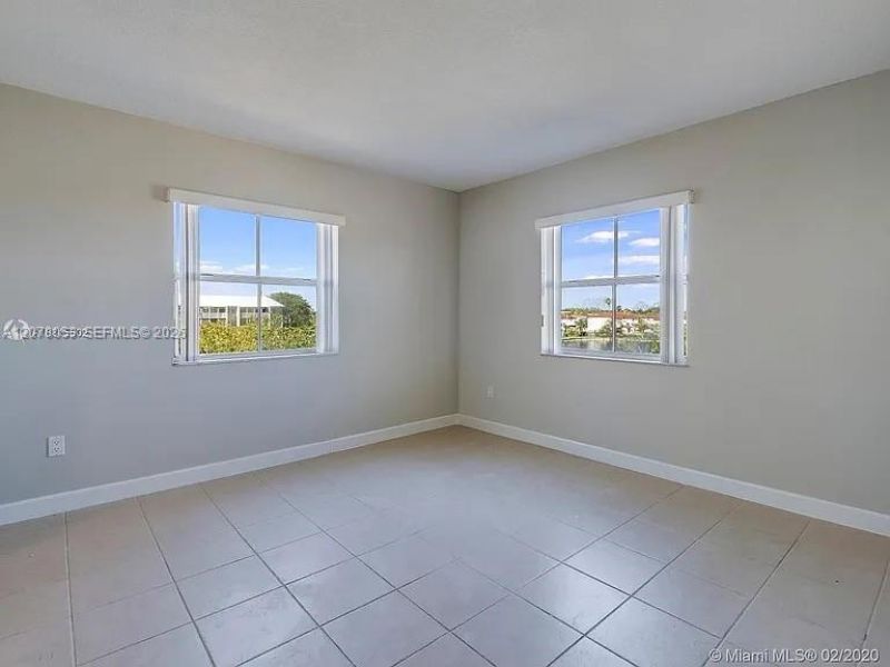 8240 SW 210th St, Unit 319, Cutler Bay, FL 33189 Photo