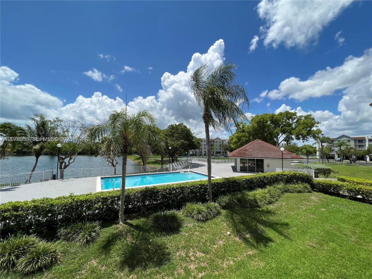 8240 SW 210th St, Unit 319, Cutler Bay, FL 33189 Photo