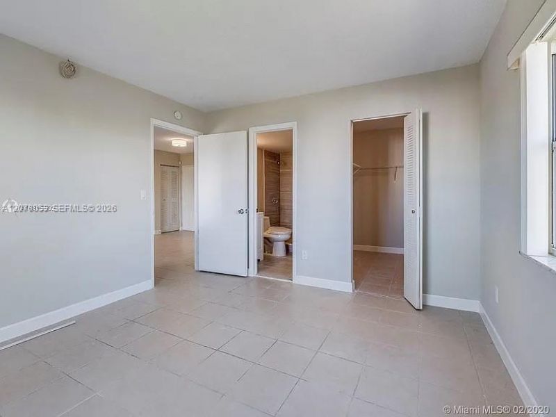 8240 SW 210th St, Unit 319, Cutler Bay, FL 33189 Photo