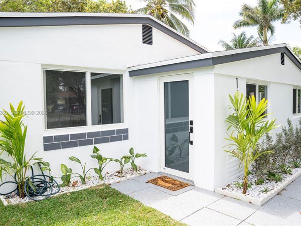 1640 NE 172nd St , North Miami Beach, FL 33162