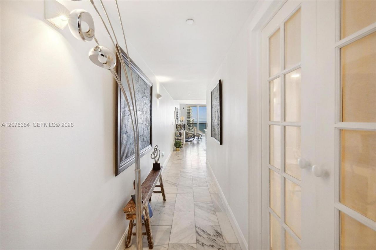 1830 S Ocean Dr , Unit 4210, Hallandale Beach, FL 33009 Photo