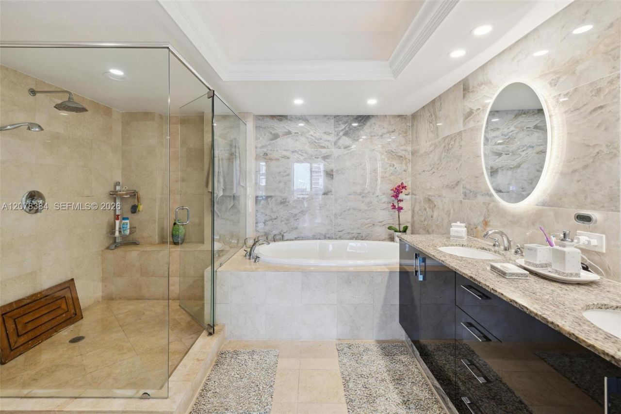 1830 S Ocean Dr , Unit 4210, Hallandale Beach, FL 33009 Photo
