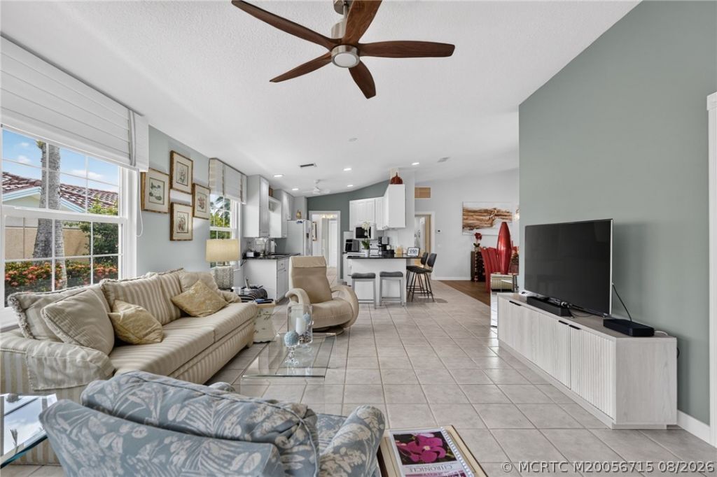 8232 SE Paurotis Lane , Hobe Sound, FL 33455 Photo