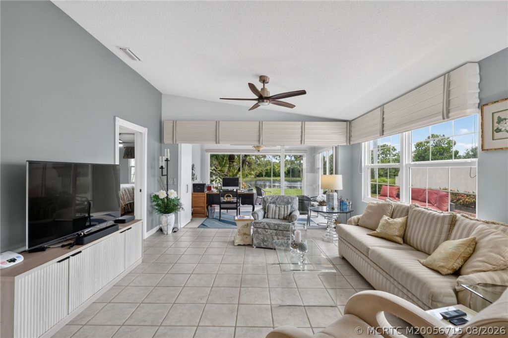 8232 SE Paurotis Lane , Hobe Sound, FL 33455 Photo