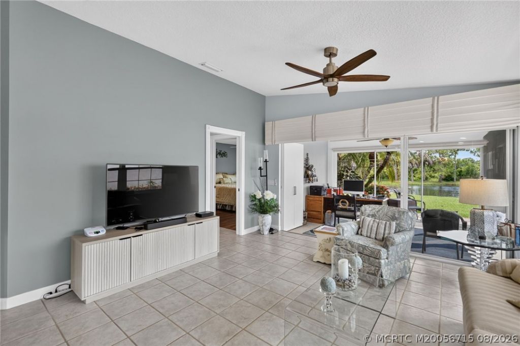 8232 SE Paurotis Lane , Hobe Sound, FL 33455 Photo