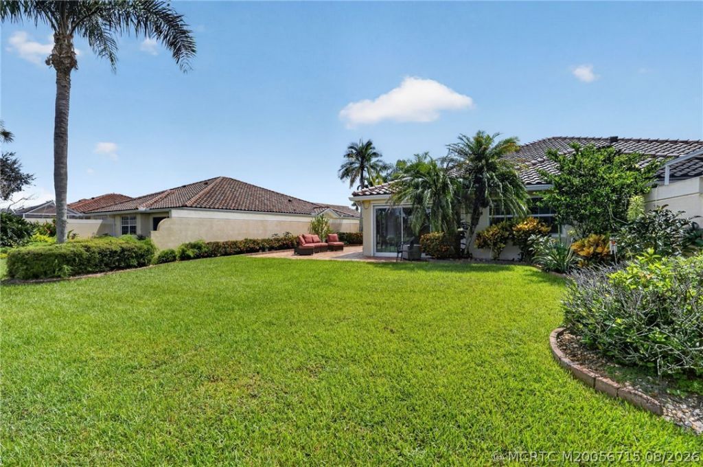 8232 SE Paurotis Lane , Hobe Sound, FL 33455 Photo