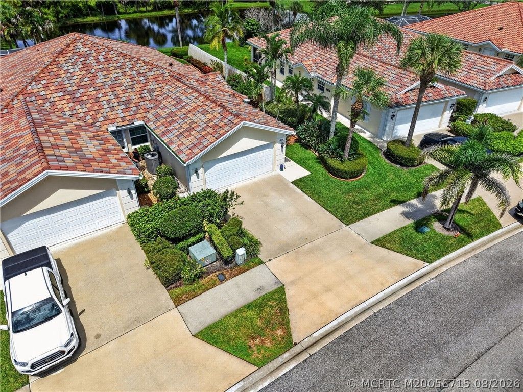 8232 SE Paurotis Lane , Hobe Sound, FL 33455 Photo