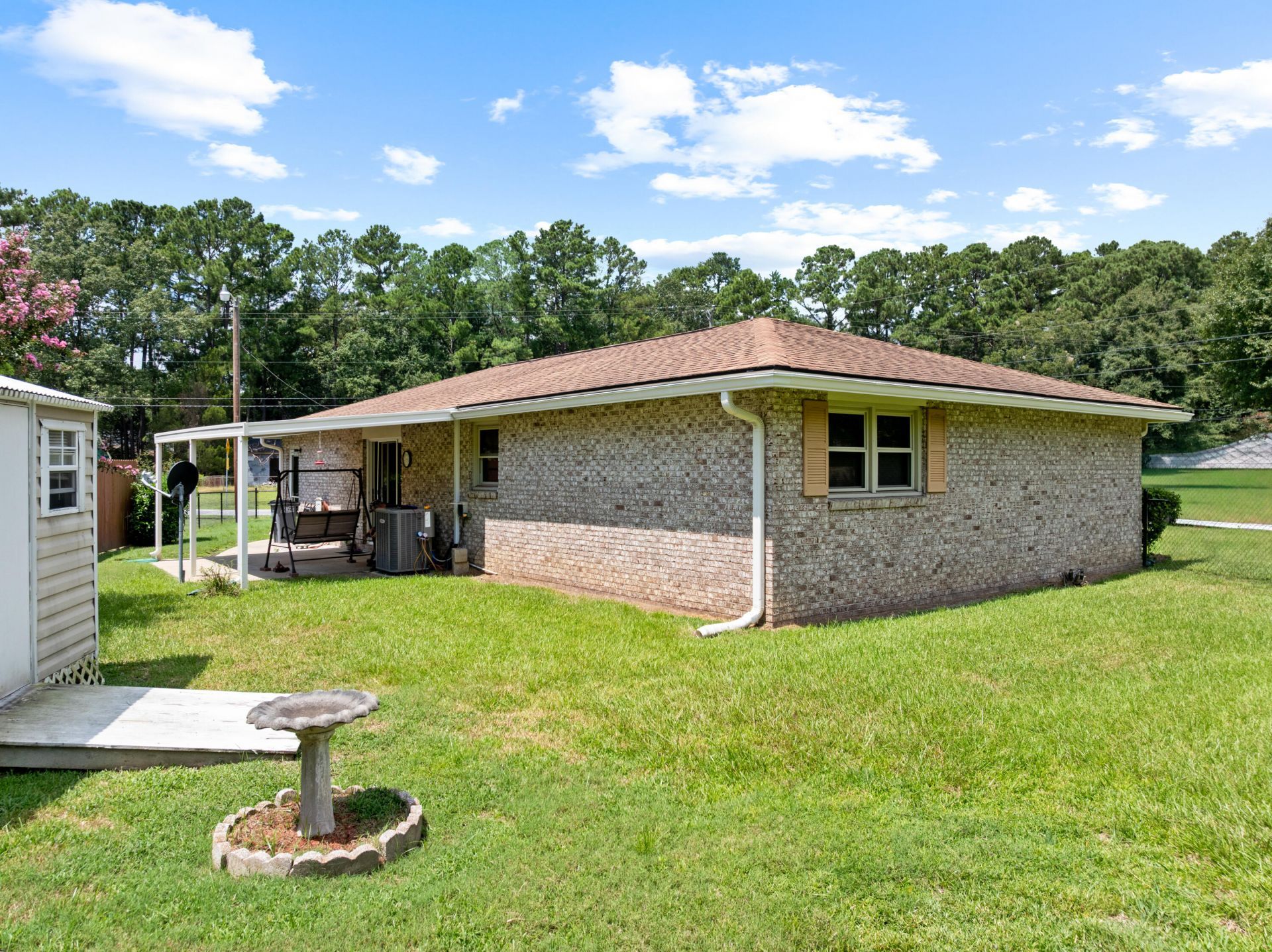 4935 Foxwood Drive Photo 19