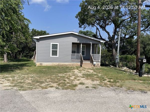 711 La Cresta Drive , Canyon Lake, TX 78133