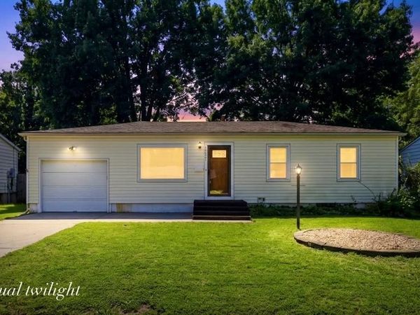 16007 E 17th Street, Independence, MO 64050