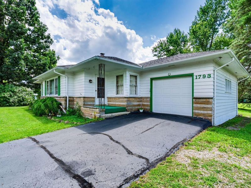 1793 Dayton Road NE, Newark, OH 43055 Photo 12