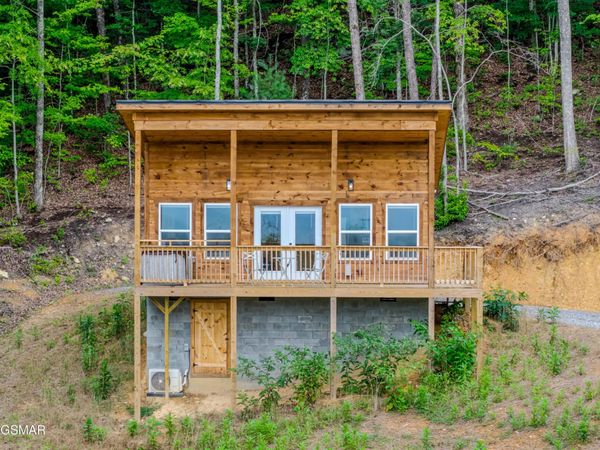 21222128 Bluff Mountain Road , Sevierville, TN 37876