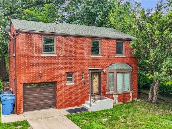 10742 S Longwood Drive , Chicago, IL 60643