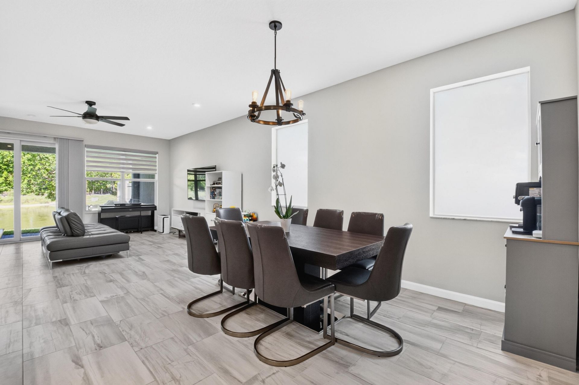 6710 Pointe Of Woods Drive, West Palm Beach, FL 33413 Photo