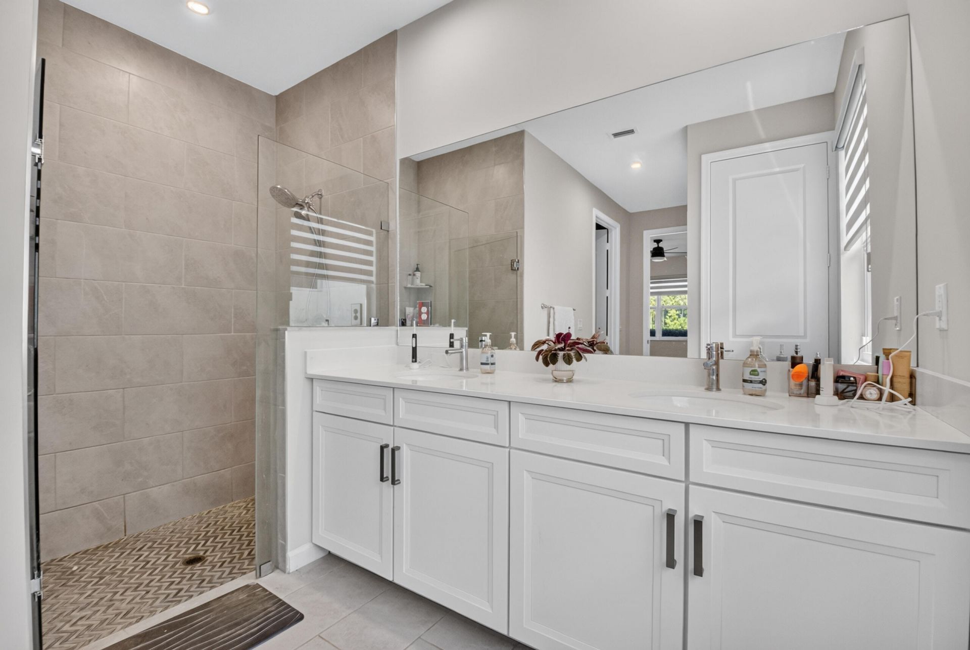 6710 Pointe Of Woods Drive, West Palm Beach, FL 33413 Photo
