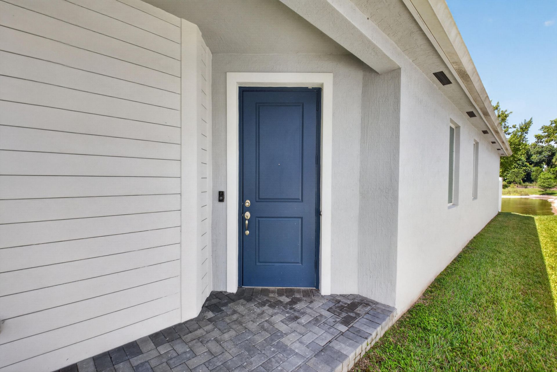 6710 Pointe Of Woods Drive, West Palm Beach, FL 33413 Photo