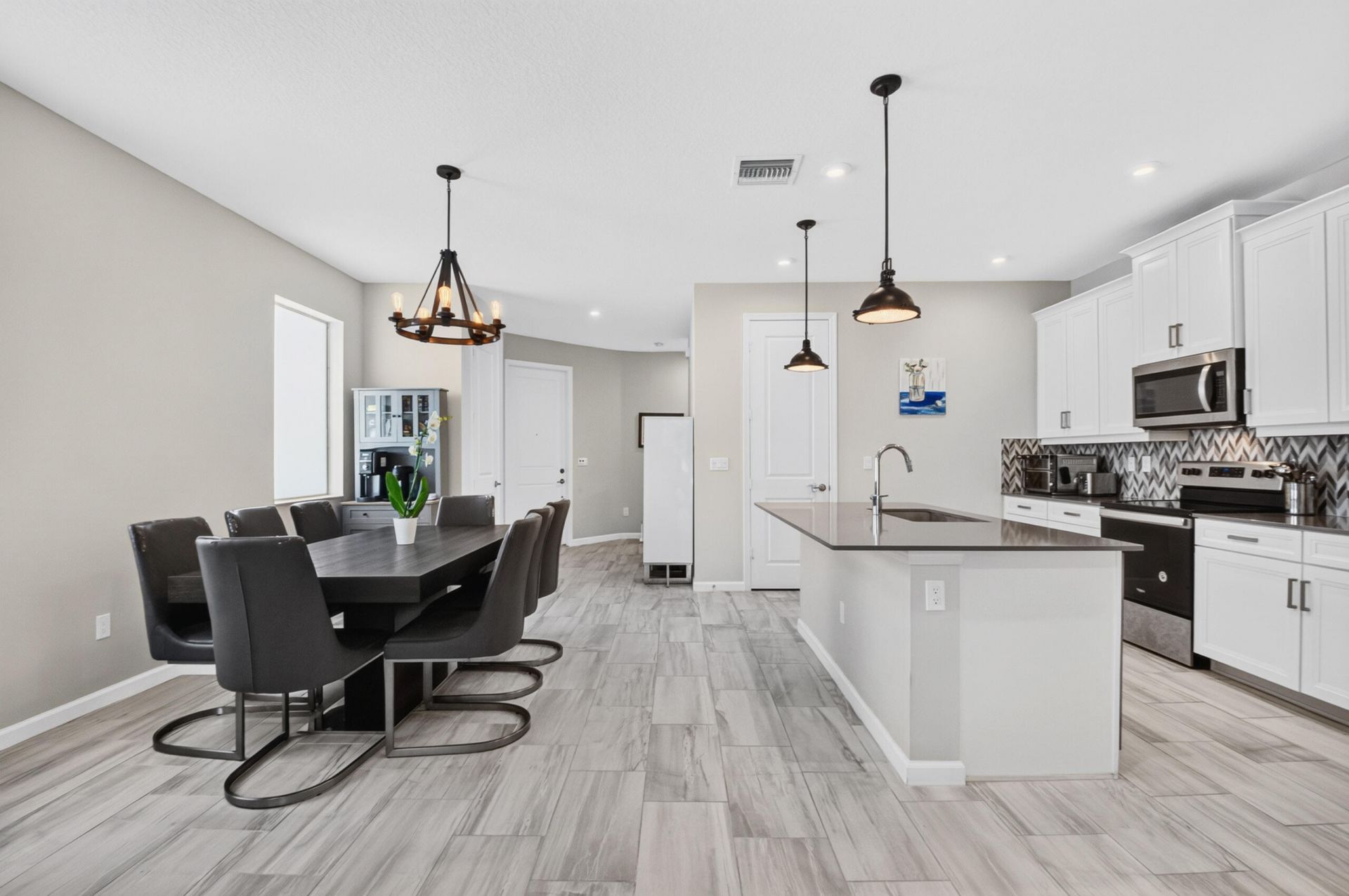 6710 Pointe Of Woods Drive, West Palm Beach, FL 33413 Photo