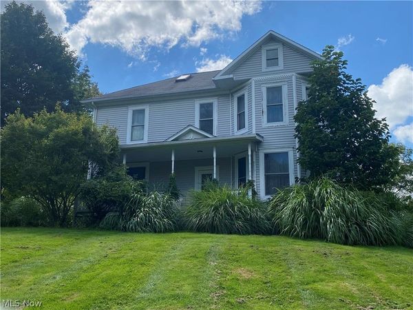 100 Stratton Lane , Flushing, OH 43977
