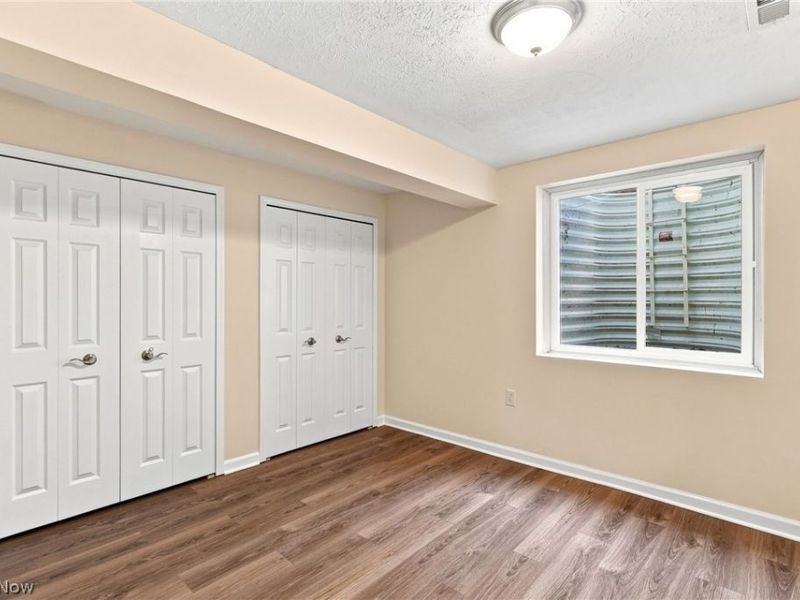 5889 W Breezeway Drive W, North Ridgeville, OH 44039 Photo 32