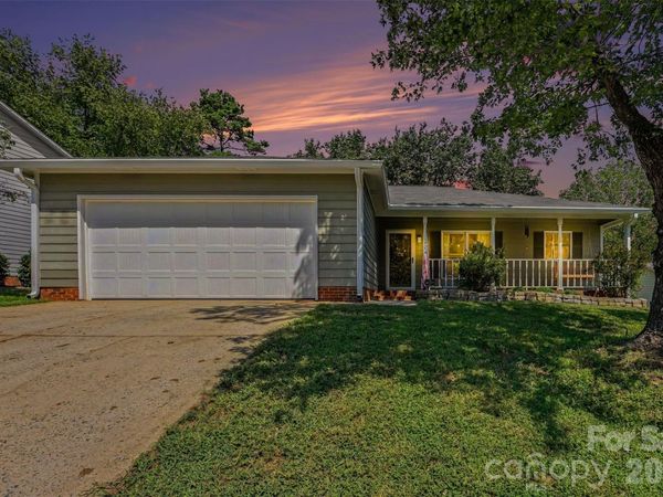 11525 Waterflower Lane, Charlotte, NC 28262