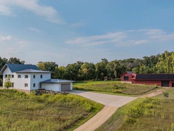 434 210th Avenue, Somerset, WI 54025