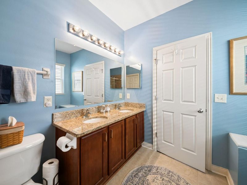 5573 Lantos Road, Dublin, OH 43016 Photo 11