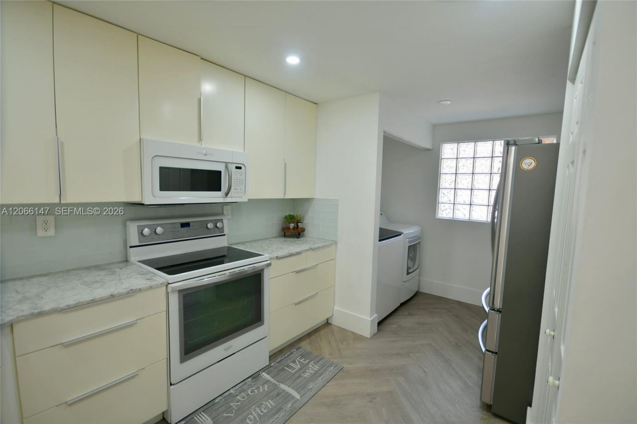 10026 Hammocks Blvd , Unit 103-6, Miami, FL 33196 Photo