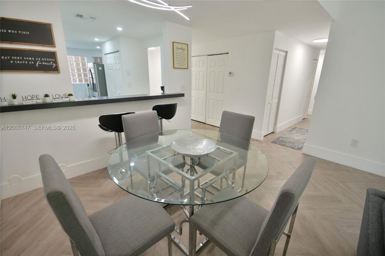 10026 Hammocks Blvd , Unit 103-6, Miami, FL 33196 Photo