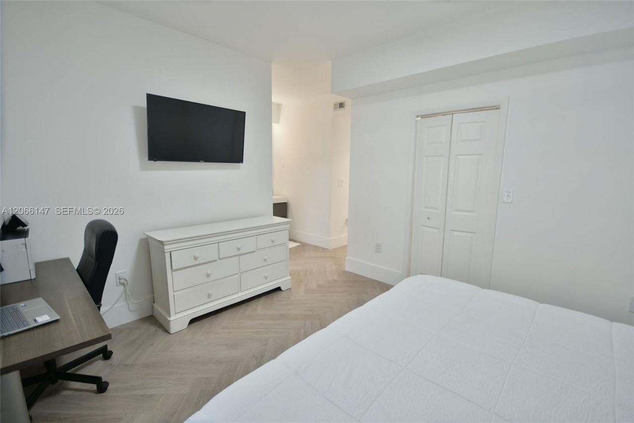 10026 Hammocks Blvd , Unit 103-6, Miami, FL 33196 Photo