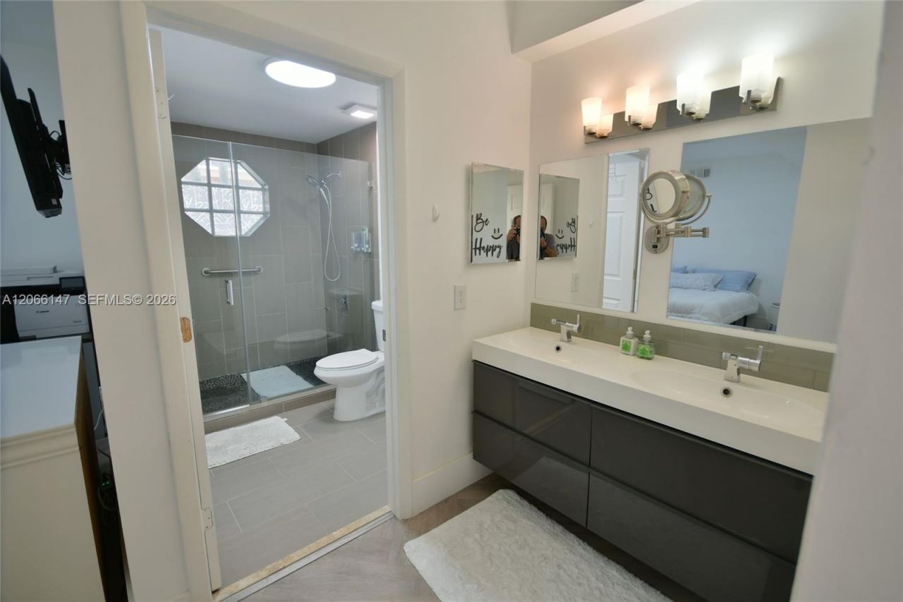 10026 Hammocks Blvd , Unit 103-6, Miami, FL 33196 Photo