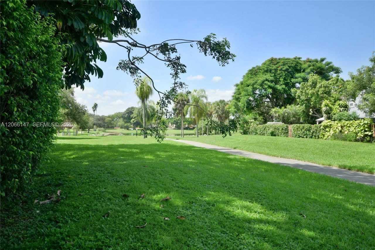 10026 Hammocks Blvd , Unit 103-6, Miami, FL 33196 Photo