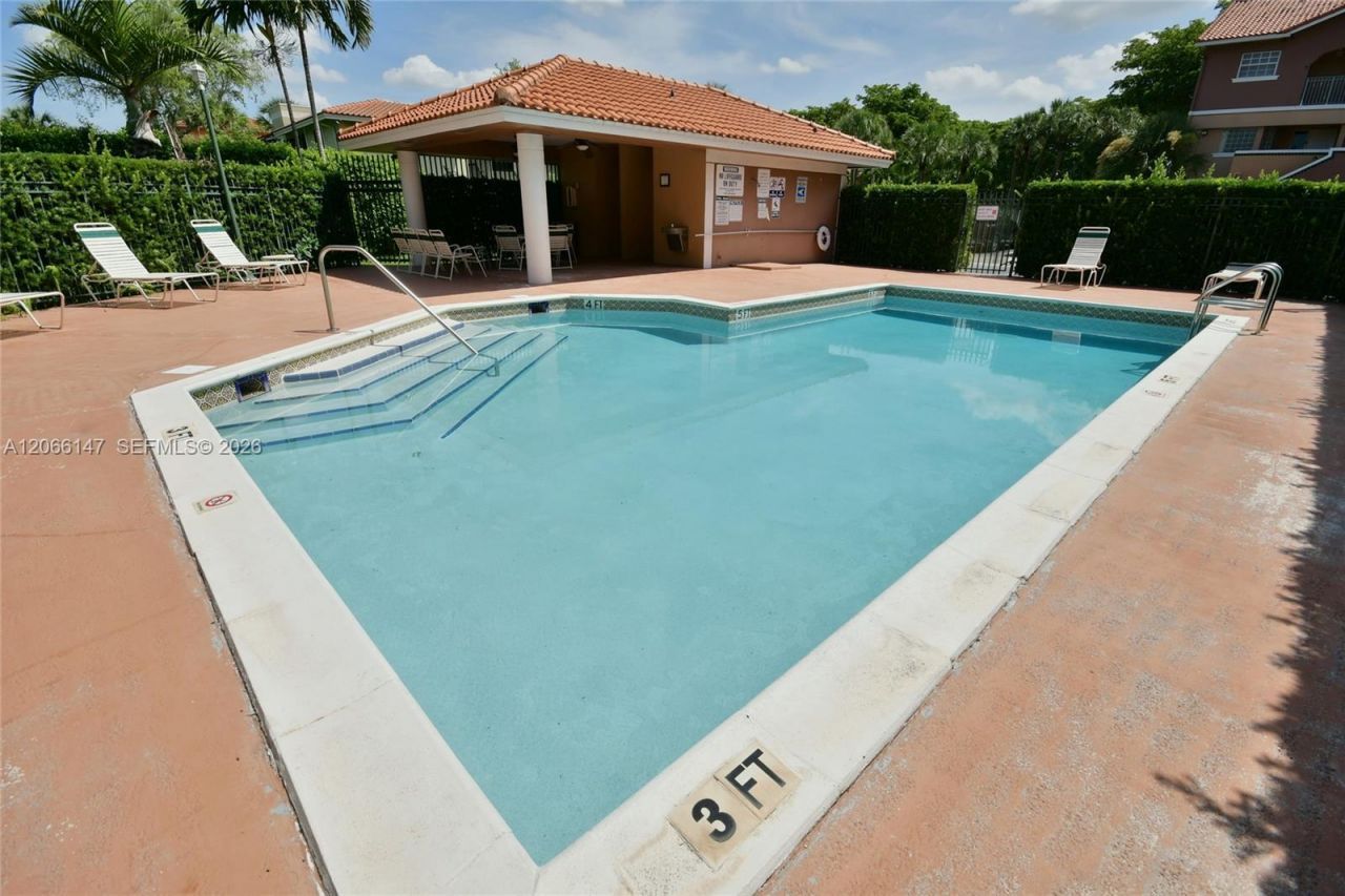 10026 Hammocks Blvd , Unit 103-6, Miami, FL 33196 Photo