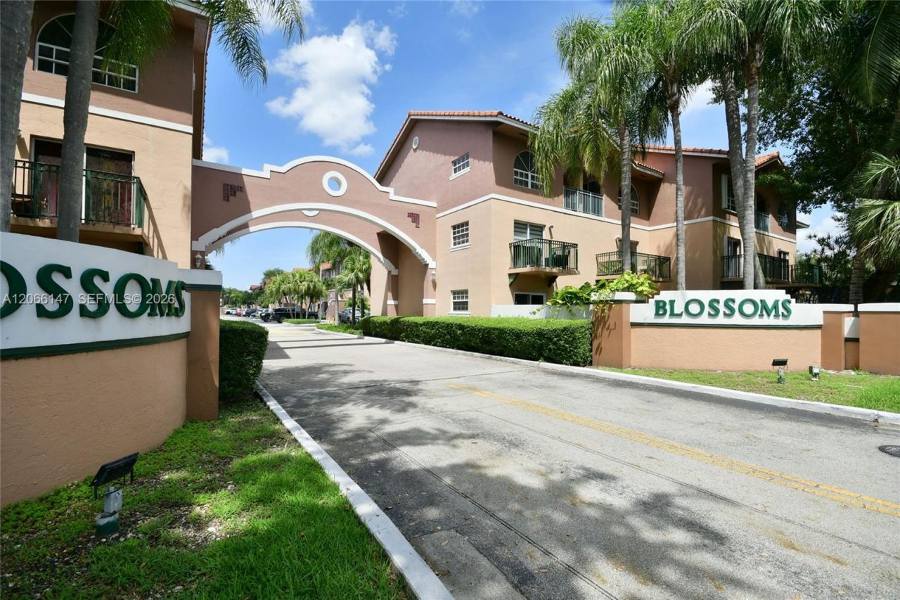 10026 Hammocks Blvd , Unit 103-6, Miami, FL 33196 Photo