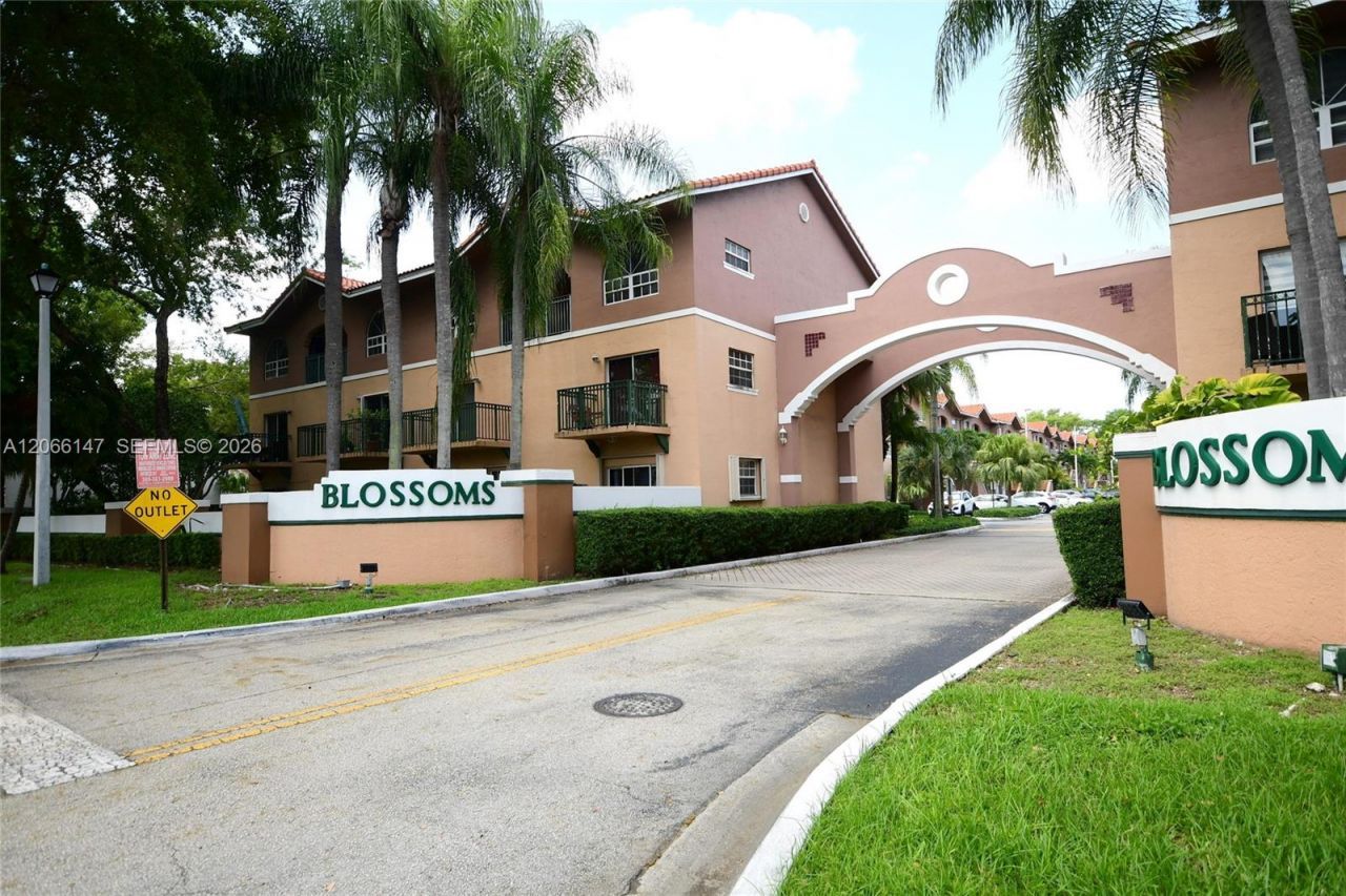 10026 Hammocks Blvd , Unit 103-6, Miami, FL 33196 Photo