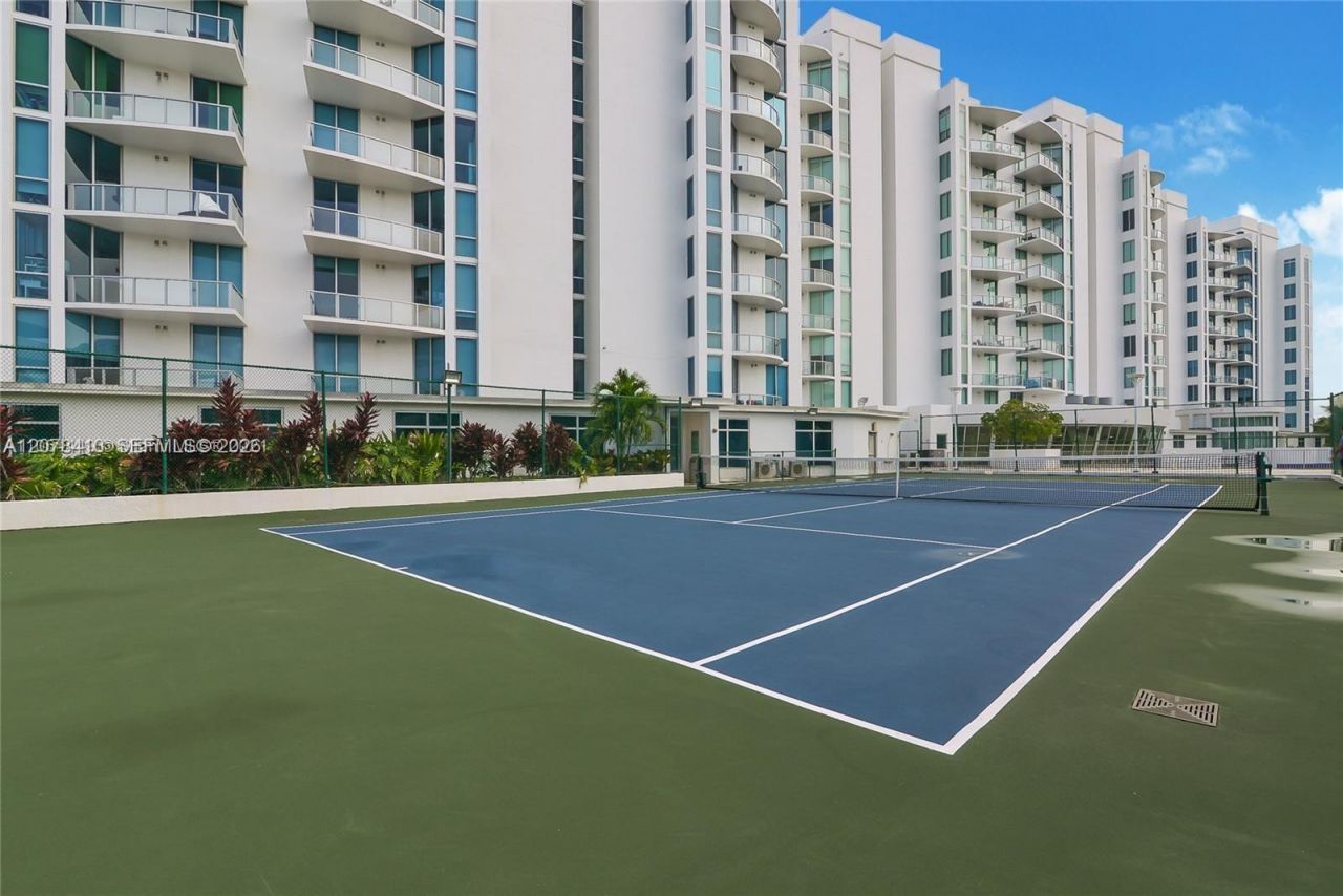 3029 NE 188th St , Unit 505, Aventura, FL 33180 Photo