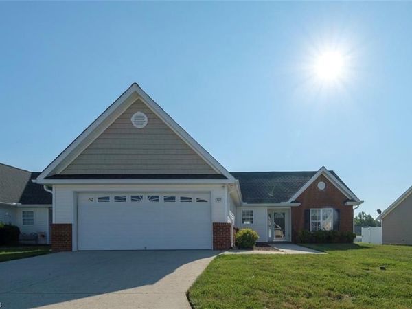 303 Locksley Court, Thomasville, NC 27360