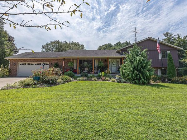 2247 W Skyview Drive, Jasper, IN 47546